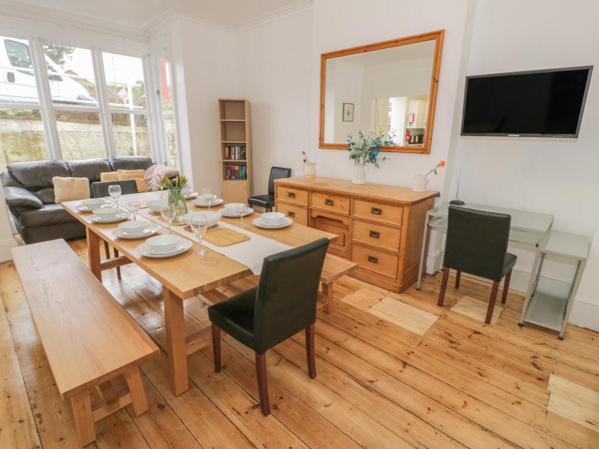 Villa Preswylfa à Caernarfon Extérieur photo