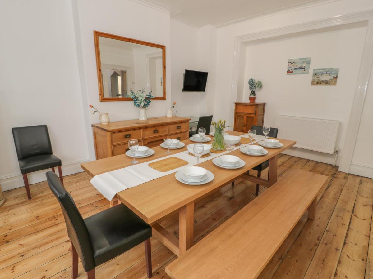 Villa Preswylfa à Caernarfon Extérieur photo