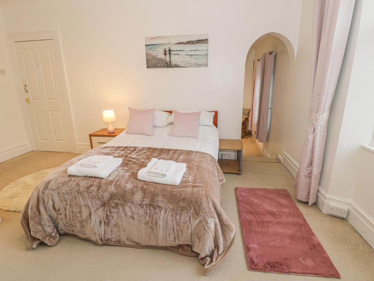 Villa Preswylfa à Caernarfon Extérieur photo